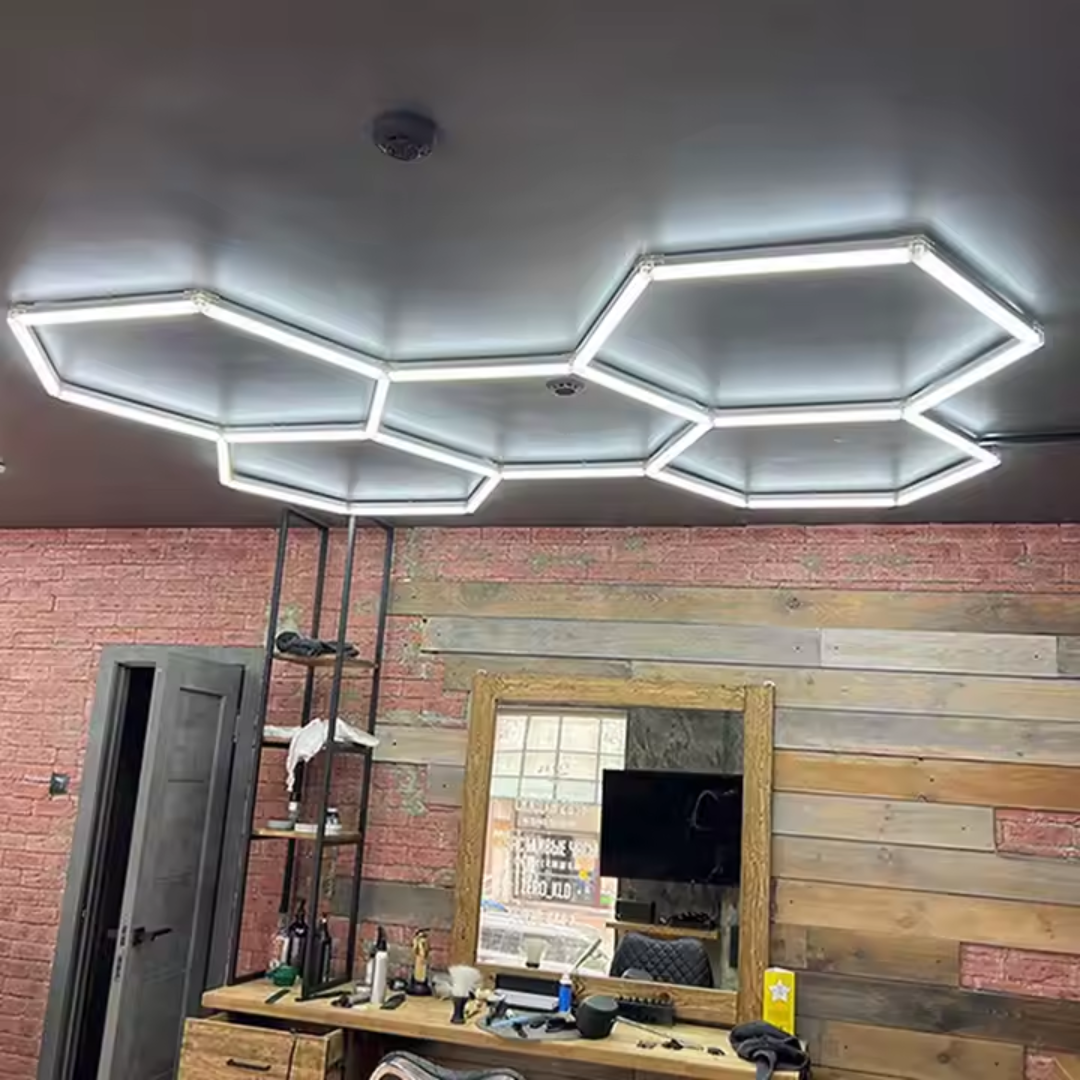 Hexagon Iluminat cu LED pentru garaje și ateliere (122x244 cm)