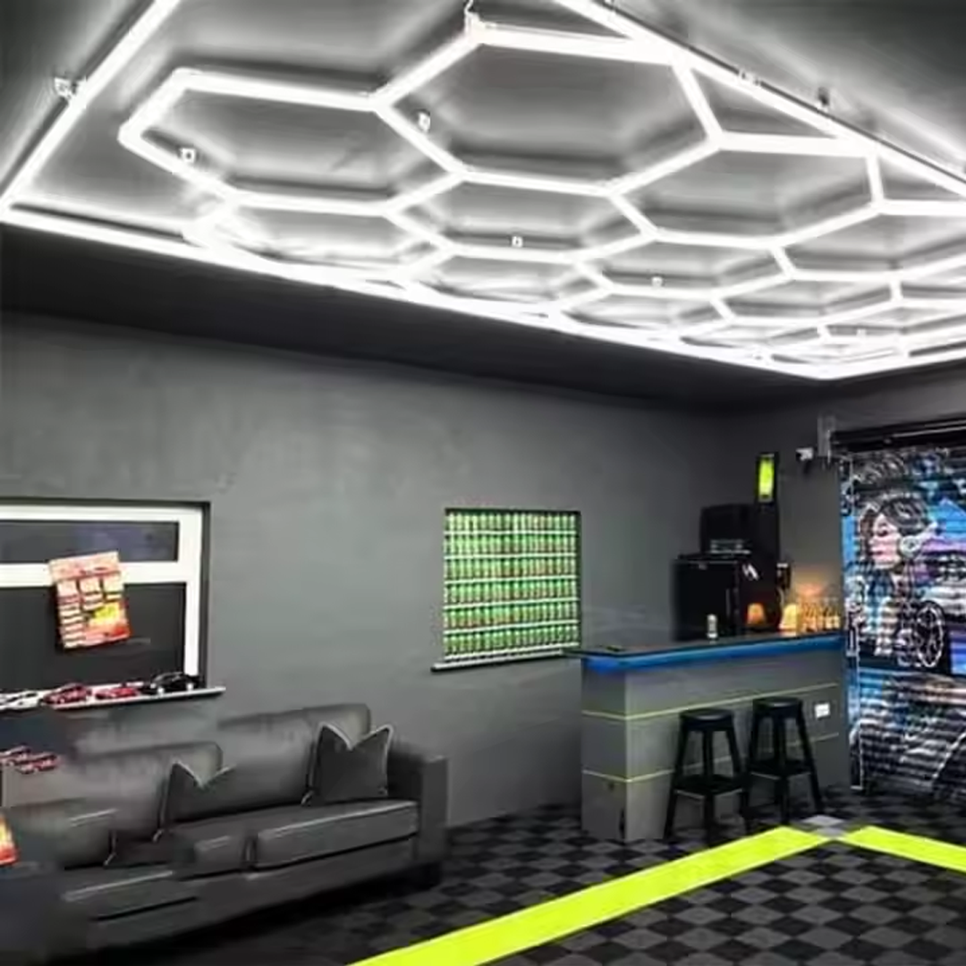 Hexagon Iluminat cu LED pentru garaje și ateliere (244x485 cm)