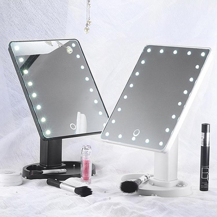 Oglinda de machiaj LED